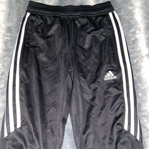 ✨𝙰𝚍𝚒𝚍𝚊𝚜 𝚃𝚛𝚊𝚌𝚔 𝙿𝚊𝚗𝚝𝚜✨